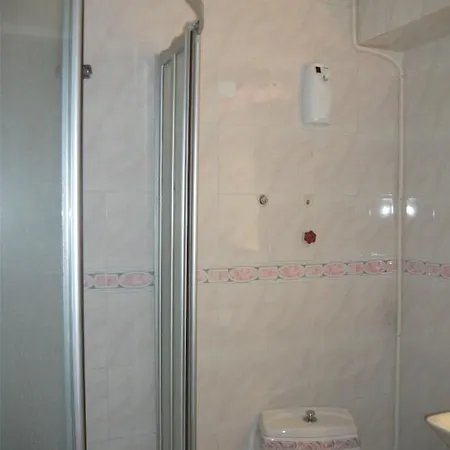Aparthotel Number One Apart *